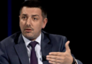 “Nëse Kosova është kaq e ligë me e shitë votën për 100 euro, le ta shesin” – Syla kritikon politikën e “tamlit dhe kifleve”