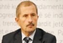 Ish-deputeti i LVV-së: S’mund të arsyetohet mbajtja peng e Kosovës, liderët kanë shumë inat e lakmi