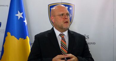 ShBA dënon ashpër sulmet ndaj Policisë së Kosovës: Autorët të sillen para drejtësisë