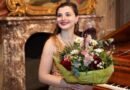 Pianistja nga Gjilani, Fatjona Maliqi mahnit me performancën e saj në Gjermani