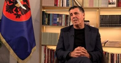 Haziri: Osmani përfaqëson natyrshëm Kosovën, Kurti ka kufizime serioze ndërkombëtare