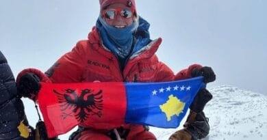 Uta Ibrahimi: Në Everest, mbi 8 mijë metra lartësi, ndjeva praninë shpirtërore të babait