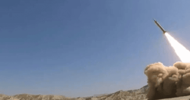 Irani lëshoi dy raketa balistike në bazën ushtarake SHBA-Britani e Madhe në Oqeanin Indian Irani lëshoi dy raketa balistike në bazën ushtarake SHBA-Britani e Madhe në Oqeanin Indian