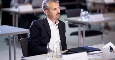 Maliqi: Vjosa Osmani e shembi LDK’në dhe e çoi votuesin te Kurti, përçarja do të ketë efekt, nuk e lë pa shenjë VV’në