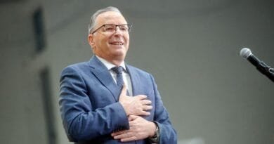 Hamza prezanton sloganin e fushatës së PDK-së