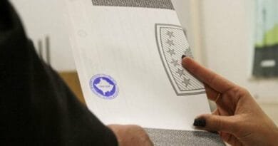 Sot fillon votimi jashtë vendit për 105 mijë votuesit e regjistruar për votim me postë Sot fillon votimi jashtë vendit për 105 mijë votuesit e regjistruar për votim me postë