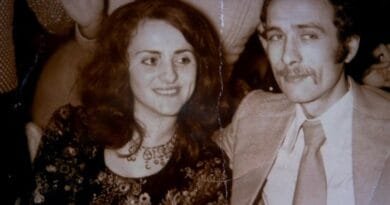 Çika e Kapedanit, e cila la detin për sytë e bukur të djaloshit nga Gjilani, ka rikujtuar nënën e saj në 50-vjetorin e vdekjes
