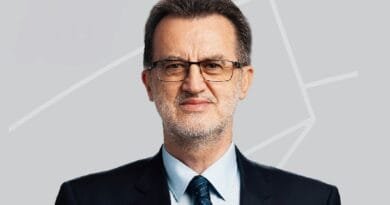 Reagon Agani: Fondi i Sigurimeve Shëndetësore nuk po themelohet sot – ai është themeluar para 12 vitesh