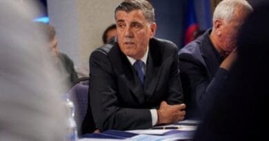 Haziri kërkon bashkëpunim për “marrëveshje gjithëpërfshirëse”: Skenari i ndarjes së përgjegjesive vjen në fund