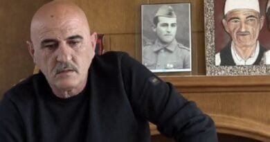 Fjalët që vijnë me vonesë Fjalët që vijnë me vonesë