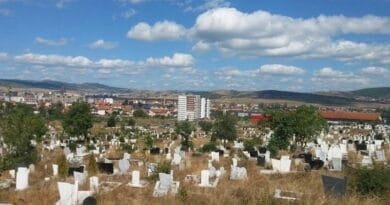 Gjilani ka hyrë moti në zonën e kuqe sa i përket varrezave – nuk ka më asnjë vend për asnjë të vdekur Gjilani ka hyrë moti në zonën e kuqe sa i përket varrezave – nuk ka më asnjë vend për asnjë të vdekur