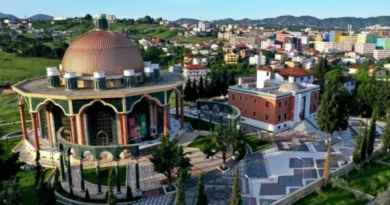 Shteti bektashi drejt zyrtarizimit -do të ketë simbolet dhe monedhën e vet