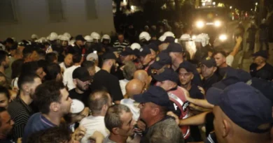 “Arrestim i paligjshëm”, Gjykata liron nga arresti 14 protestues “Arrestim i paligjshëm”, Gjykata liron nga arresti 14 protestues