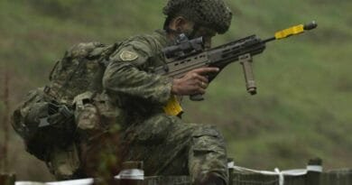 Ushtarakët e FSK-së fitojnë medaljen e artë në garën “Cambrian Patrol 2026” në Mbretërinë e Bashkuar Ushtarakët e FSK-së fitojnë medaljen e artë në garën “Cambrian Patrol 2026” në Mbretërinë e Bashkuar