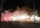 Sulmohet selia e PS-së, fishekzjarrë edhe drejt policisë te Banka e Shqipërisë, policia shqiptare kundërpërgjigjet